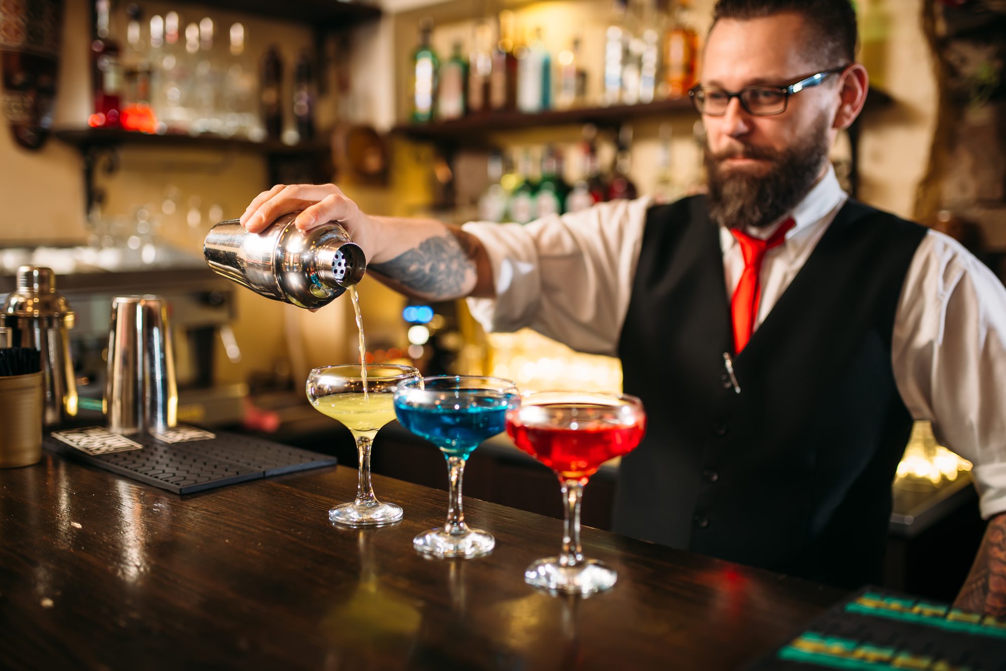 Shake, Stir, Sip The Benefits & Pricing of Bartending Schools Shake, Stir, Sip The Benefits & Pricing of Bartending Schools